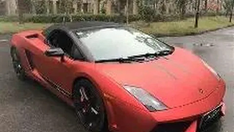 “合肥8岁男童校内足球事故致右眼伤重，术后视力恢复困难，家长担忧”